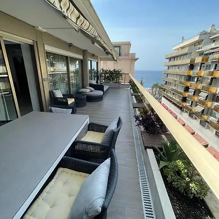 Vacances A Louer A Nice Centre Ville / Bord De Mer Nice