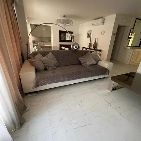 Apartment Vacances A Louer A Nice Centre Ville / Bord De Mer